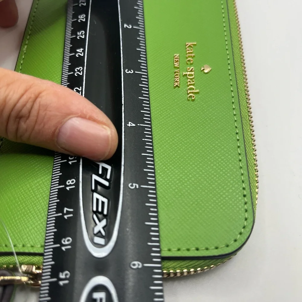 Kate Spade green wristlet. New with tags. - Picture 7 of 8